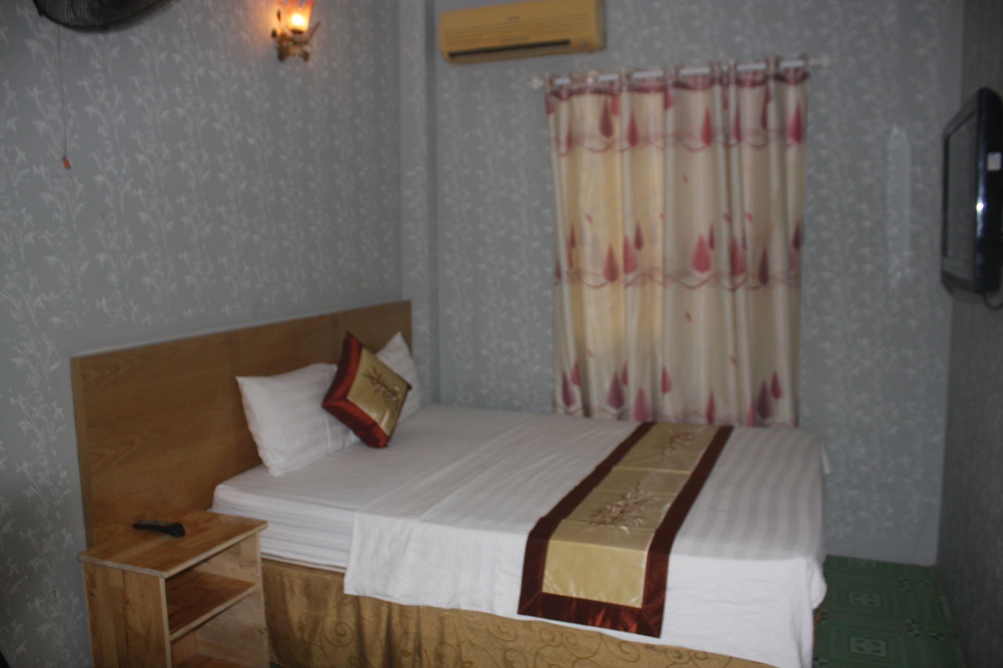 Koniko Hotel Хошимін Екстер'єр фото
