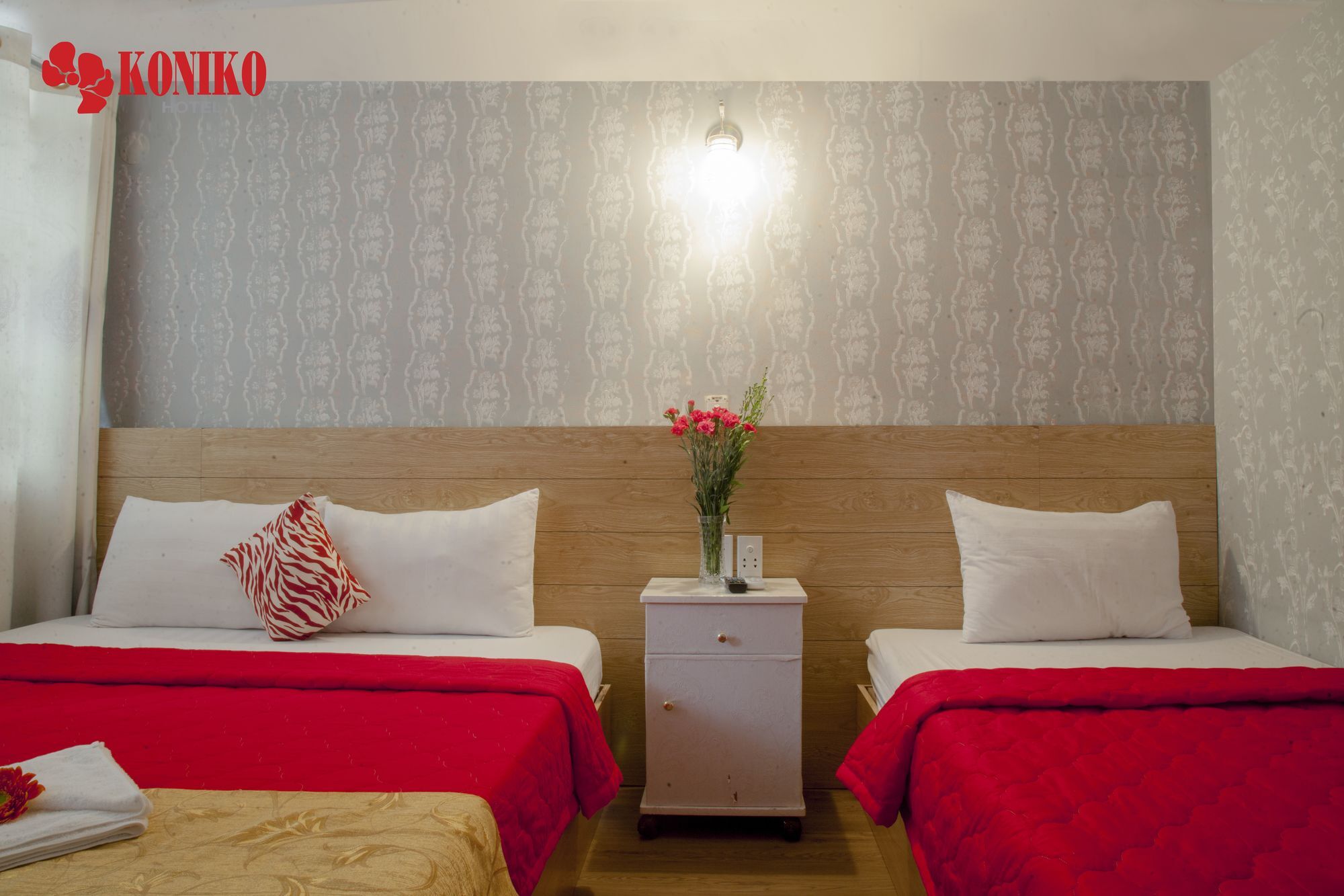 Koniko Hotel Хошимін Екстер'єр фото